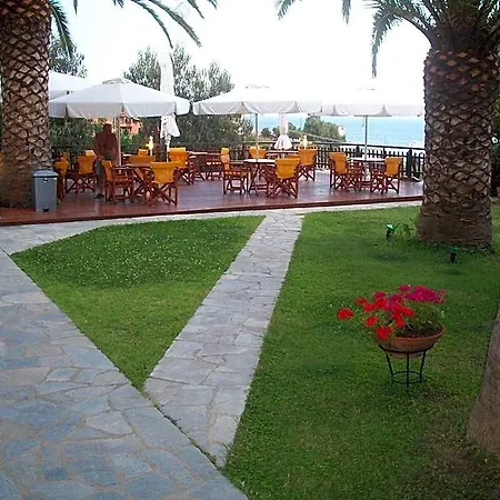 Filoxenia Hotel Uranupoli