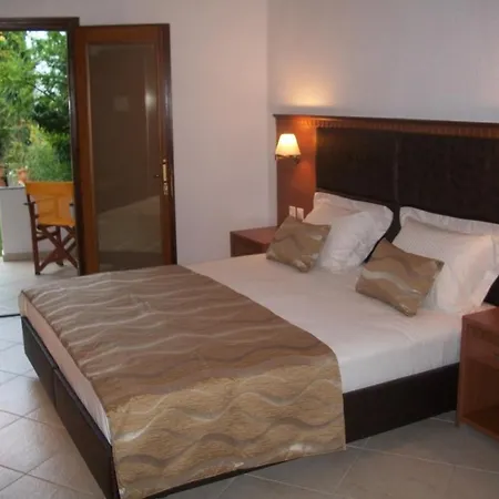 Filoxenia Hotel Uranupoli